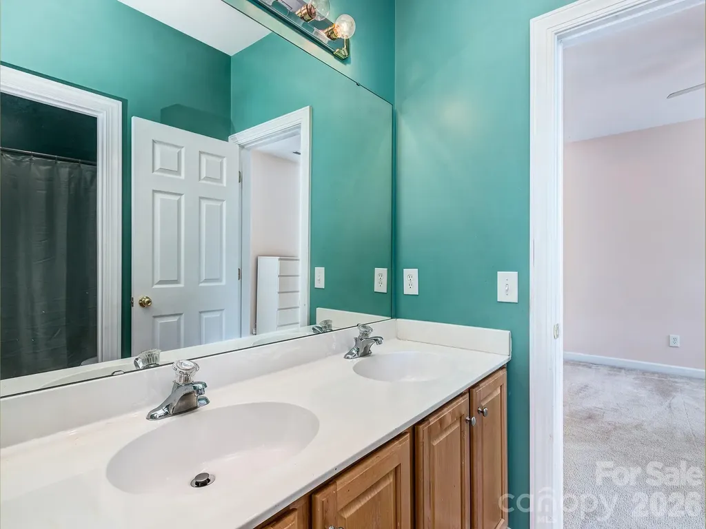 4027 Riseley Lane Charlotte NC 28270