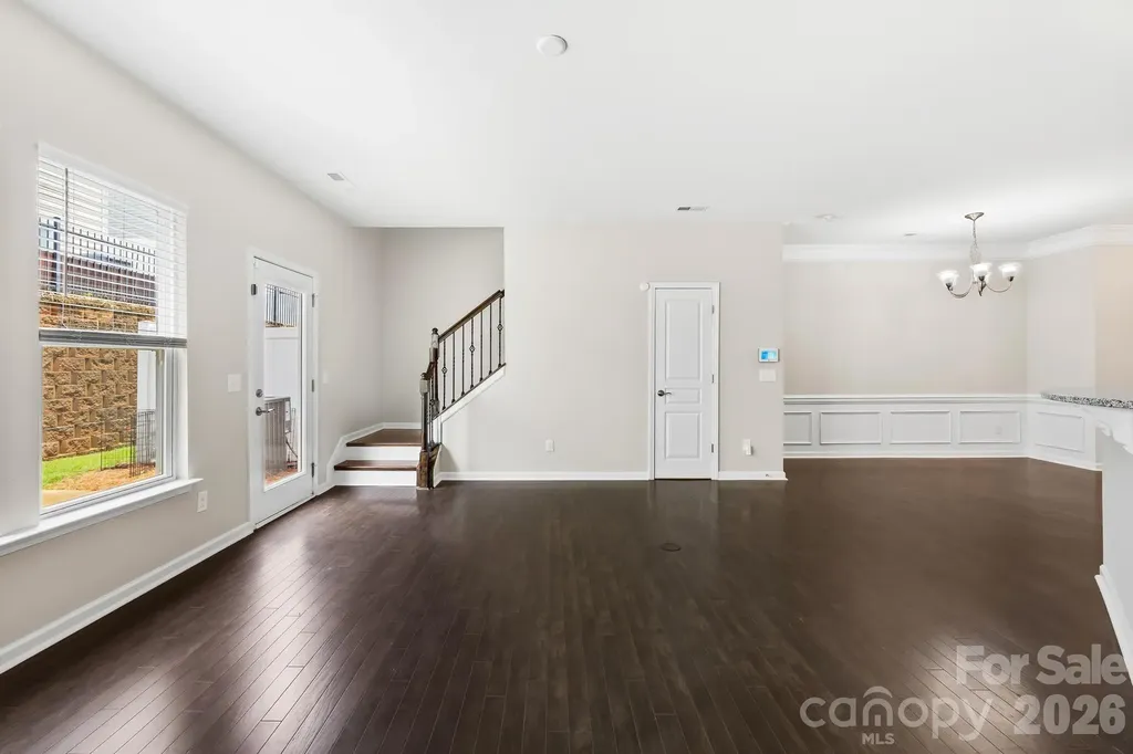 2459 Diplomat Lane Charlotte NC 28210