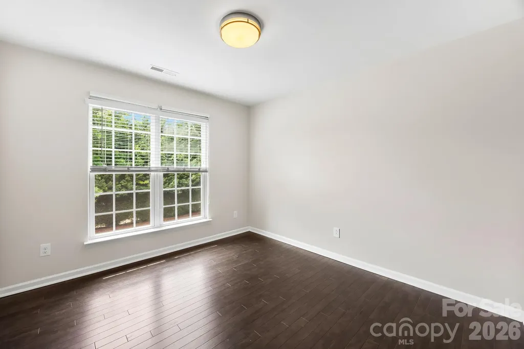 2459 Diplomat Lane Charlotte NC 28210