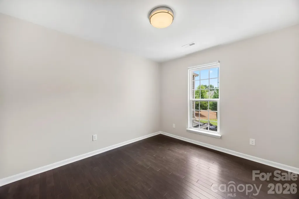 2459 Diplomat Lane Charlotte NC 28210