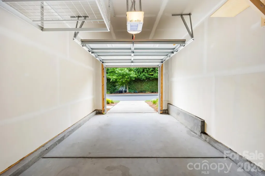 2459 Diplomat Lane Charlotte NC 28210