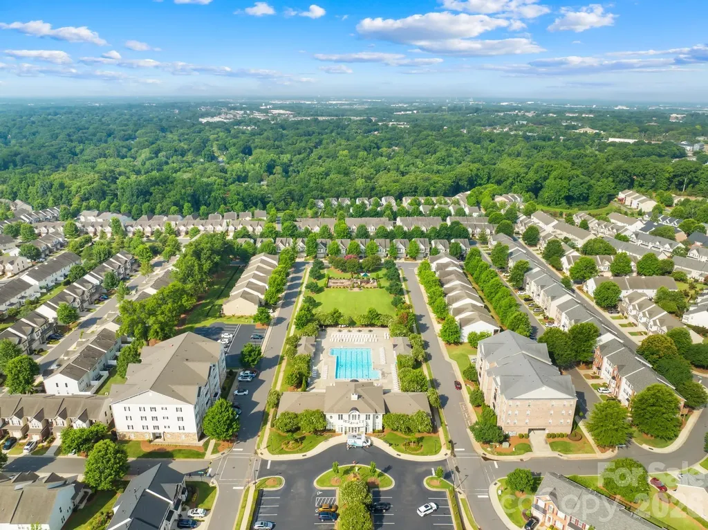 2459 Diplomat Lane Charlotte NC 28210