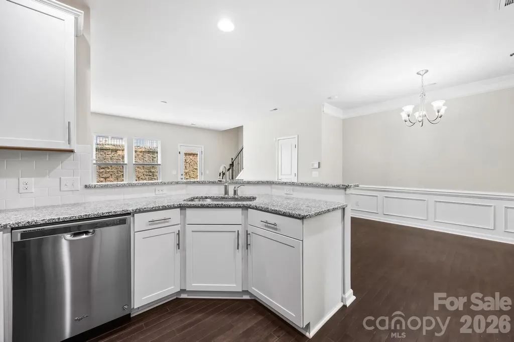 2459 Diplomat Lane Charlotte NC 28210
