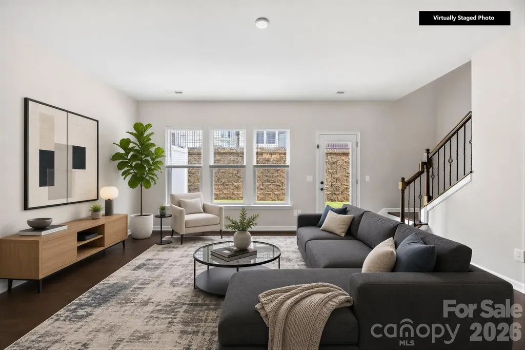 2459 Diplomat Lane Charlotte NC 28210
