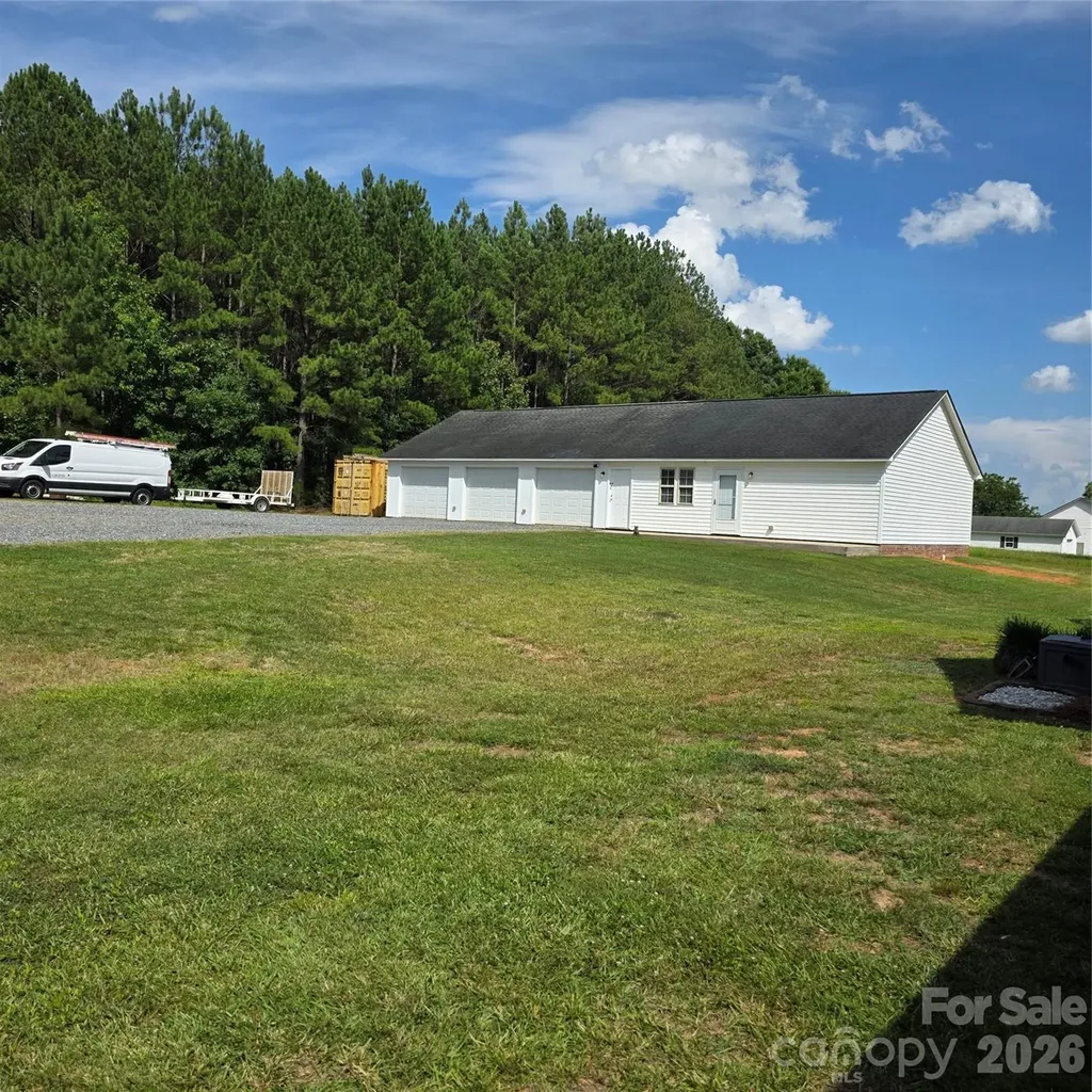 6901 Potter Road S Waxhaw NC 28173