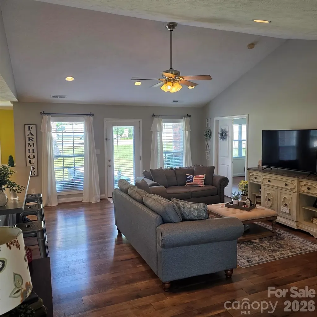 6901 Potter Road S Waxhaw NC 28173