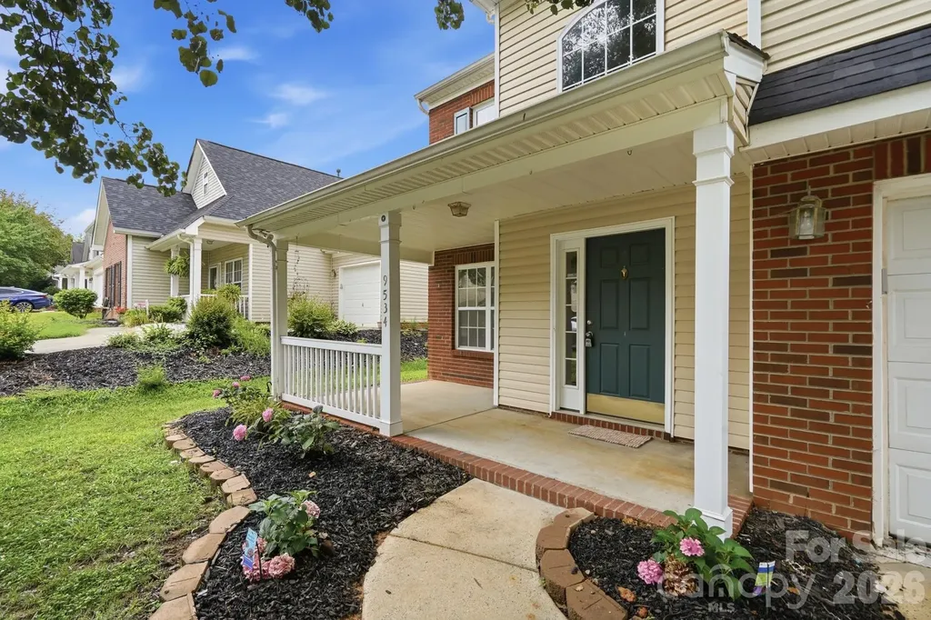9534 Bradstreet Commons Way Charlotte NC 28215