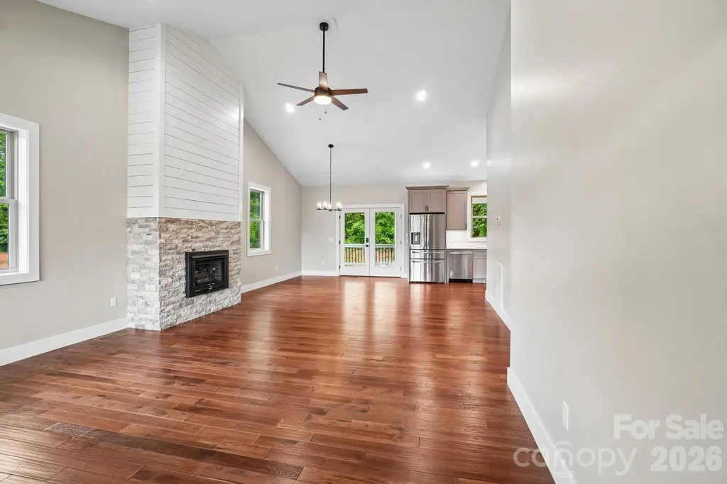 246 Appalachian Spruce Pine NC 28777