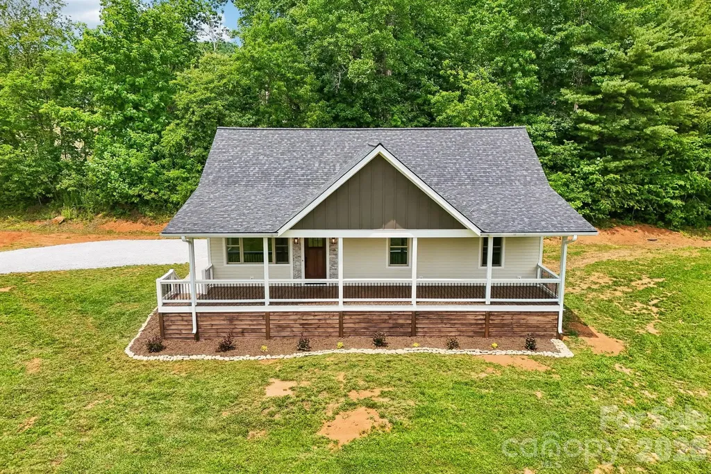 246 Appalachian Spruce Pine NC 28777