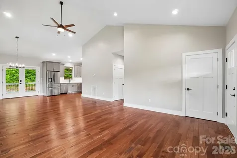 246 Appalachian Spruce Pine NC 28777