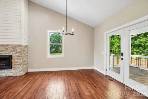 246 Appalachian Spruce Pine NC 28777