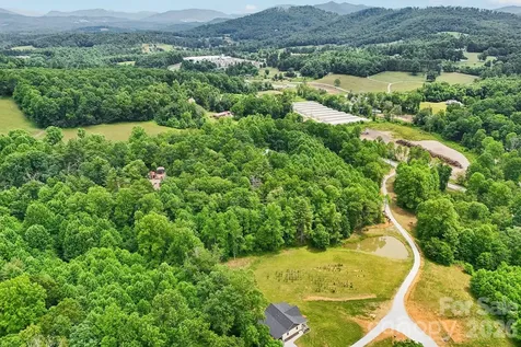 246 Appalachian Spruce Pine NC 28777