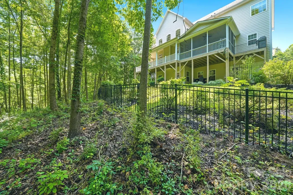 309 Walking Horse Trail Davidson NC 28036
