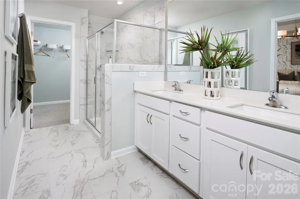 1313 Vibrant Road Charlotte NC 28215