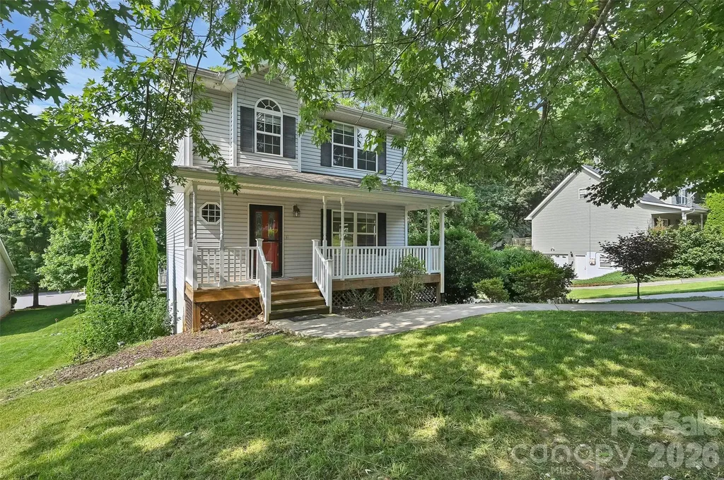 11 Ridgeland Lane Asheville NC 28805