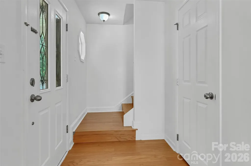 11 Ridgeland Lane Asheville NC 28805