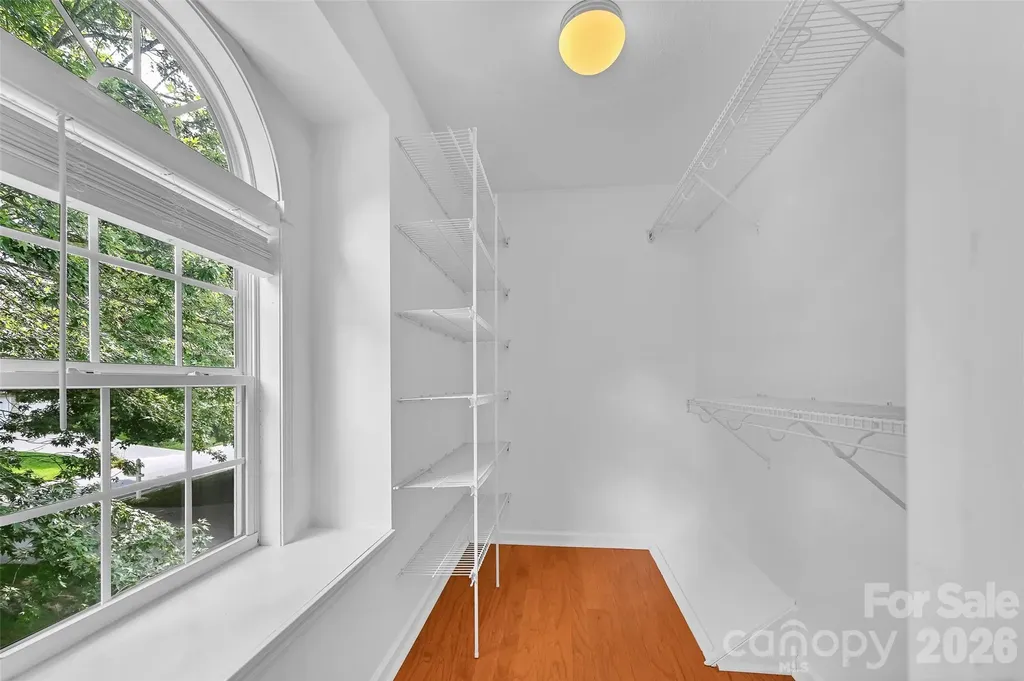 11 Ridgeland Lane Asheville NC 28805