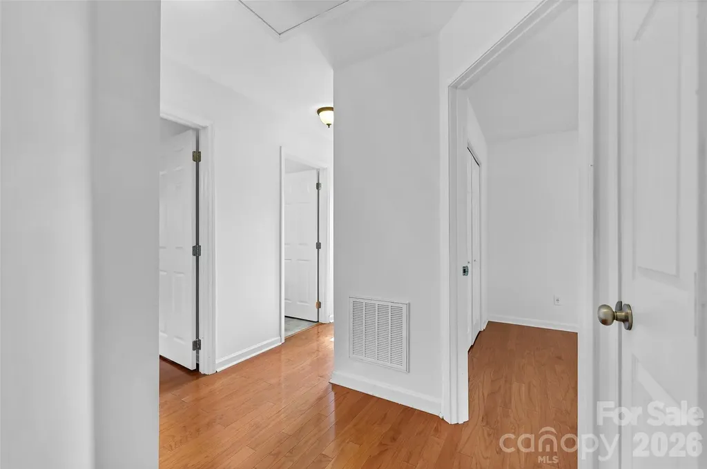 11 Ridgeland Lane Asheville NC 28805