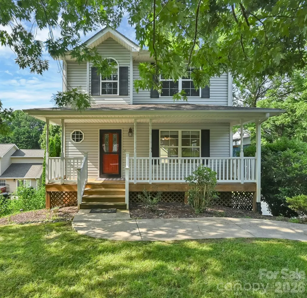 11 Ridgeland Lane Asheville NC 28805