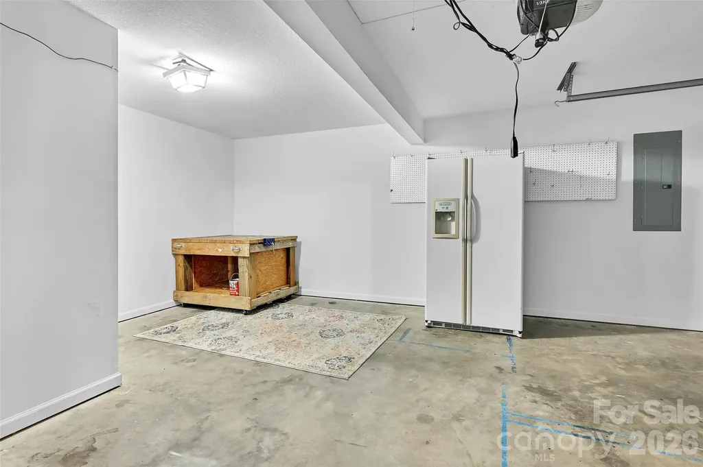 11 Ridgeland Lane Asheville NC 28805