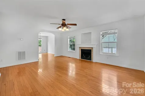 11 Ridgeland Lane Asheville NC 28805