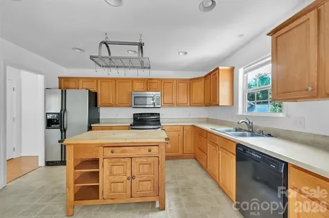 11 Ridgeland Lane Asheville NC 28805