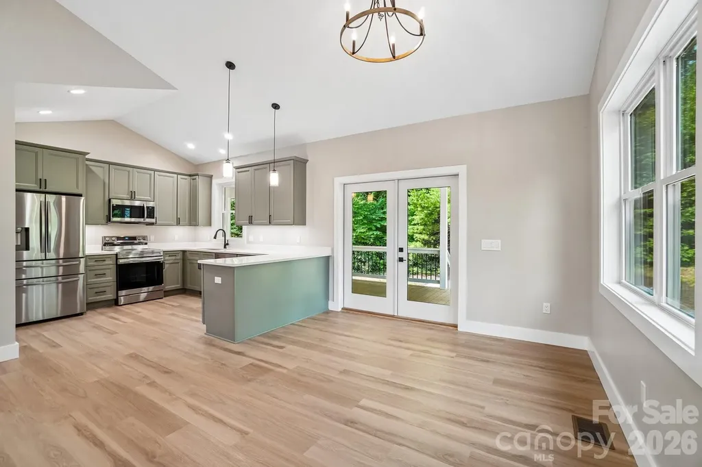 268 Appalachian Spruce Pine NC 28777