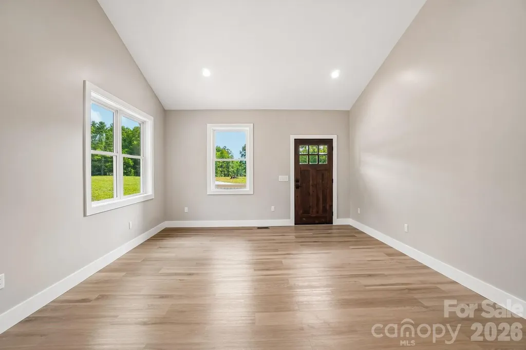 268 Appalachian Spruce Pine NC 28777