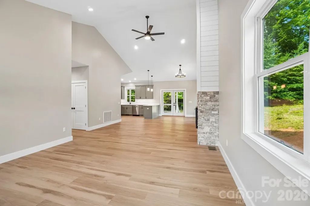 268 Appalachian Spruce Pine NC 28777