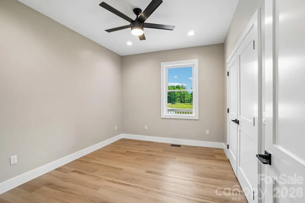 268 Appalachian Spruce Pine NC 28777