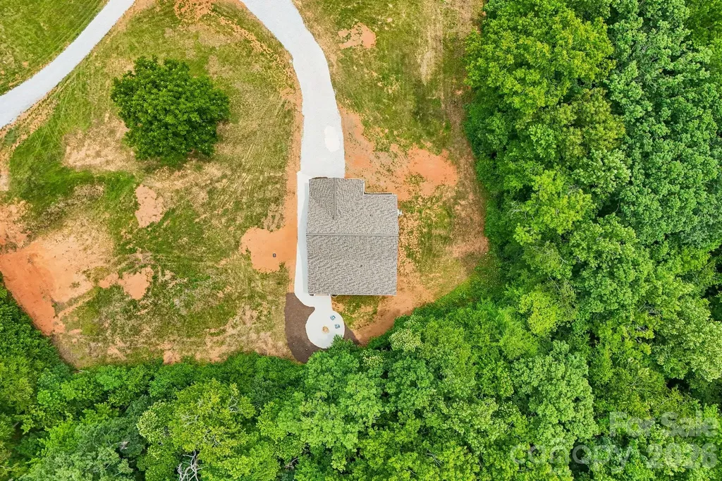 268 Appalachian Spruce Pine NC 28777