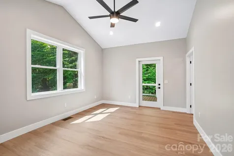 268 Appalachian Spruce Pine NC 28777