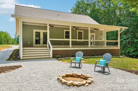 268 Appalachian Spruce Pine NC 28777