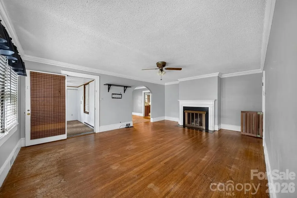 1822 W Sugar Creek Road Charlotte NC 28262