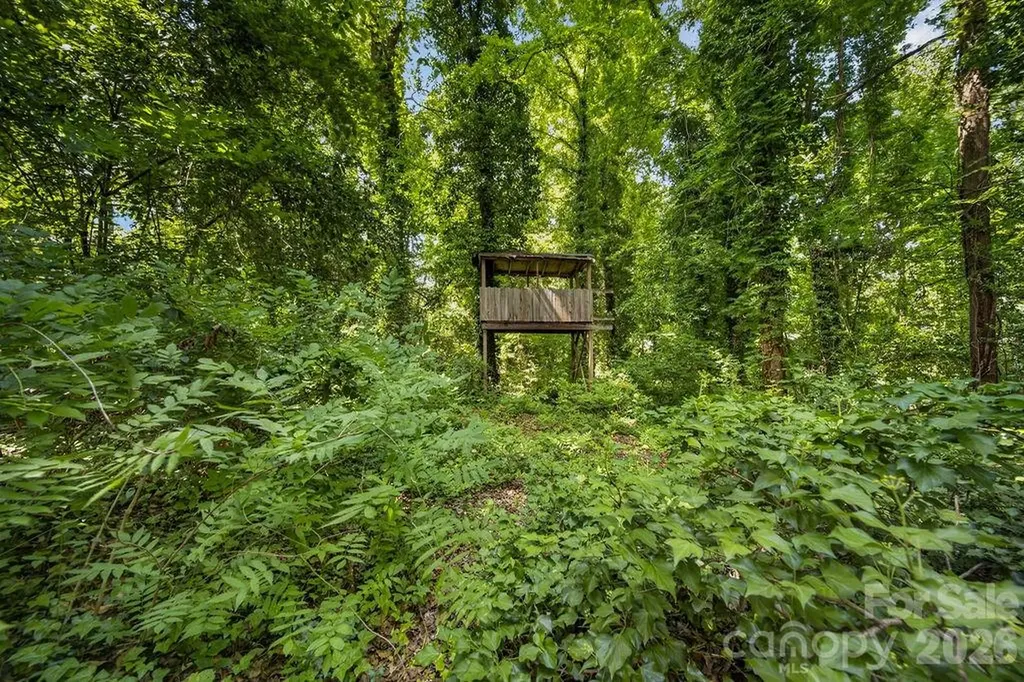 1822 W Sugar Creek Road Charlotte NC 28262