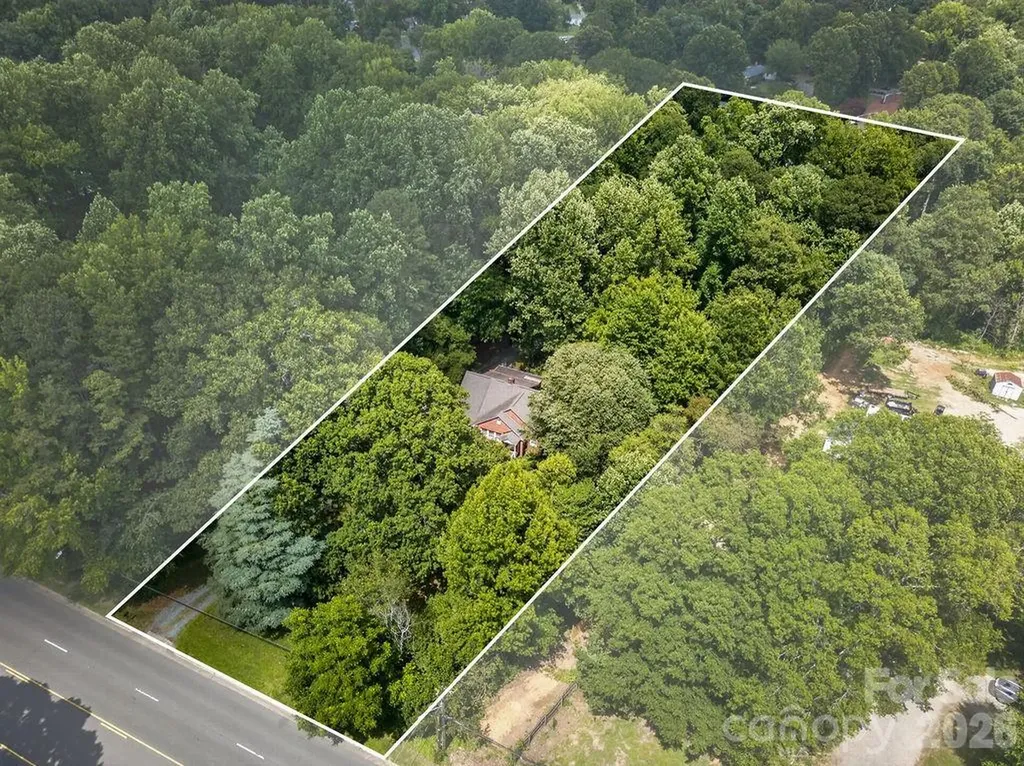 1822 W Sugar Creek Road Charlotte NC 28262
