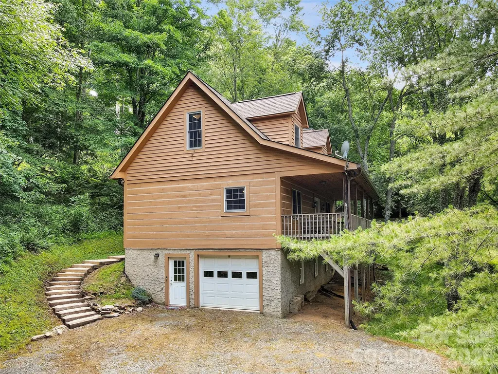 219 Red Maple Lane Boone NC 28607