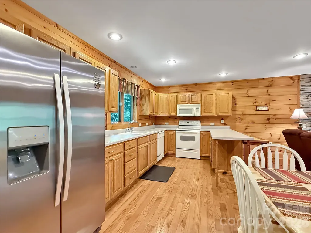 219 Red Maple Lane Boone NC 28607