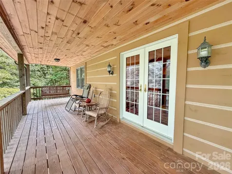 219 Red Maple Lane Boone NC 28607