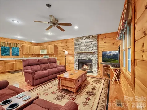 219 Red Maple Lane Boone NC 28607