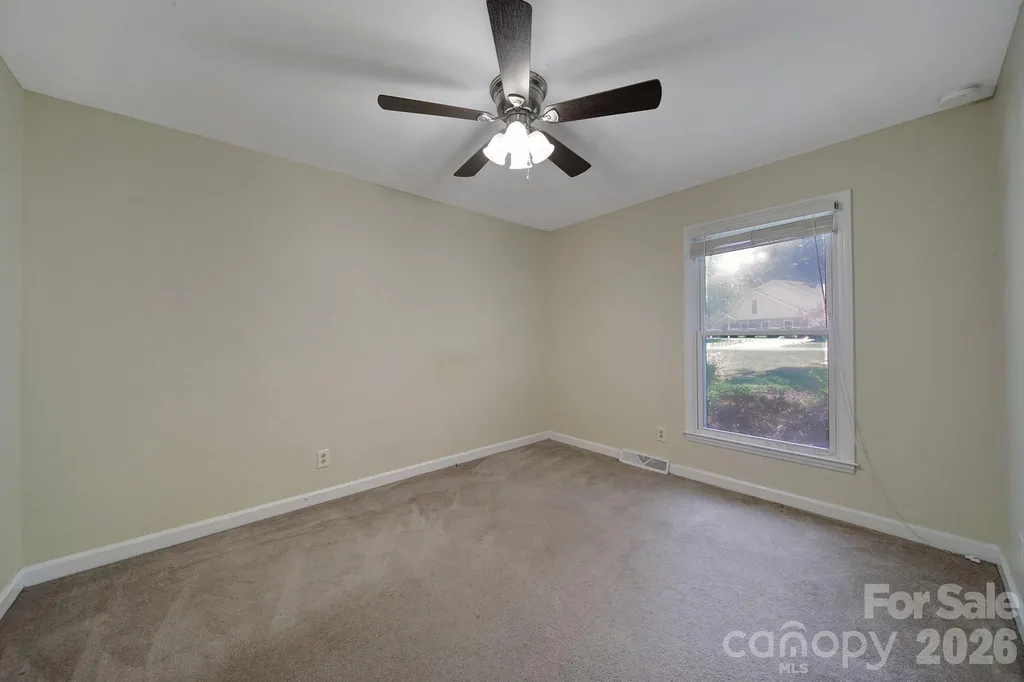 704 Isle Of Pines Road Mooresville NC 28117
