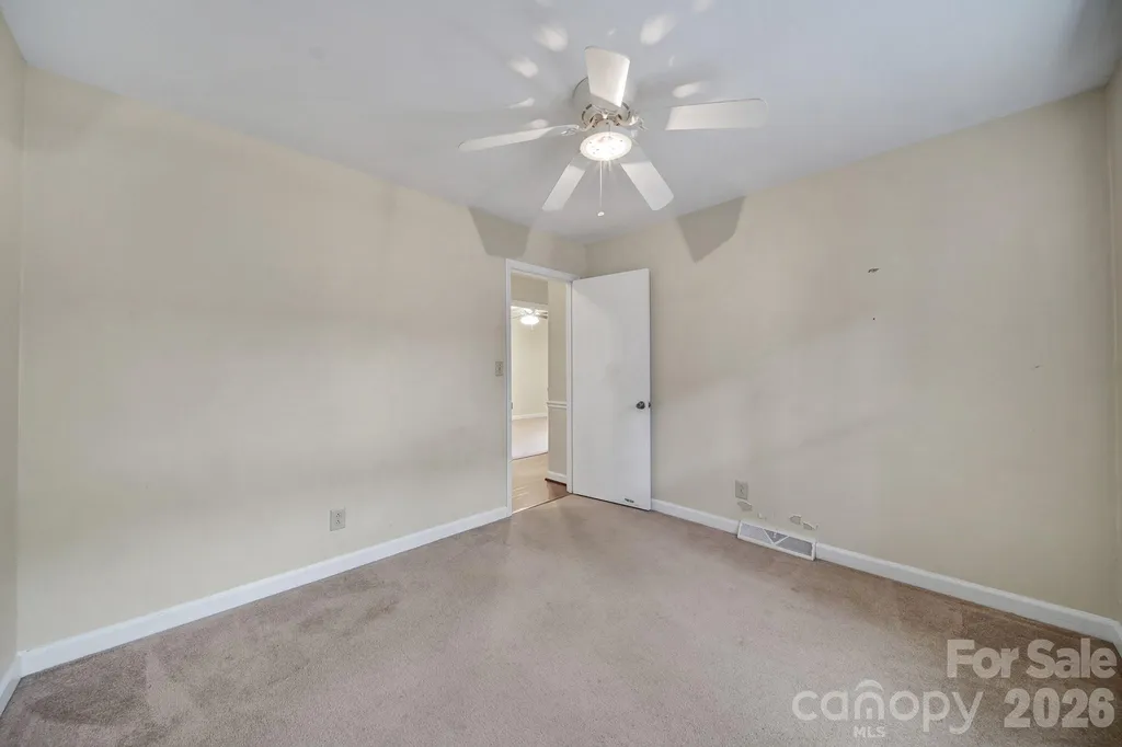 704 Isle Of Pines Road Mooresville NC 28117