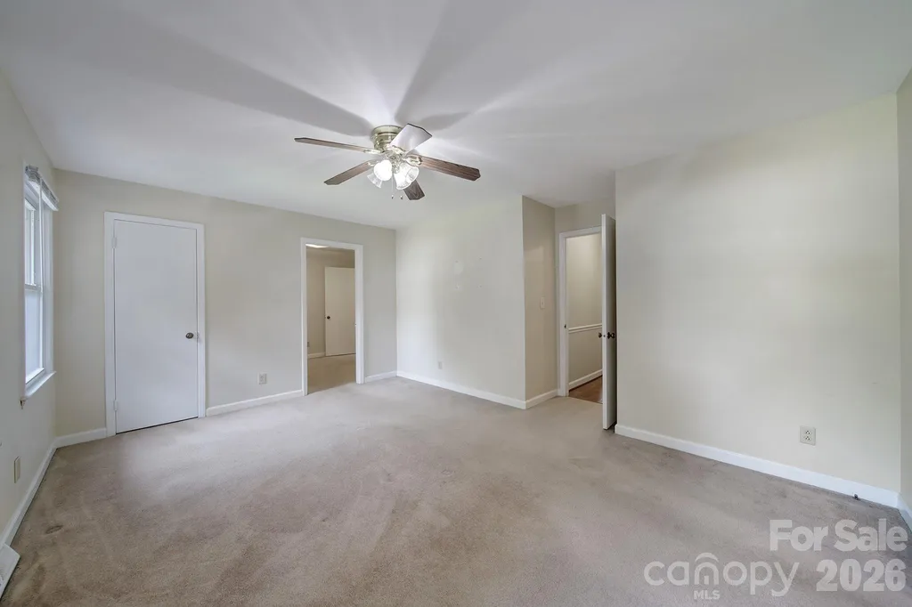 704 Isle Of Pines Road Mooresville NC 28117
