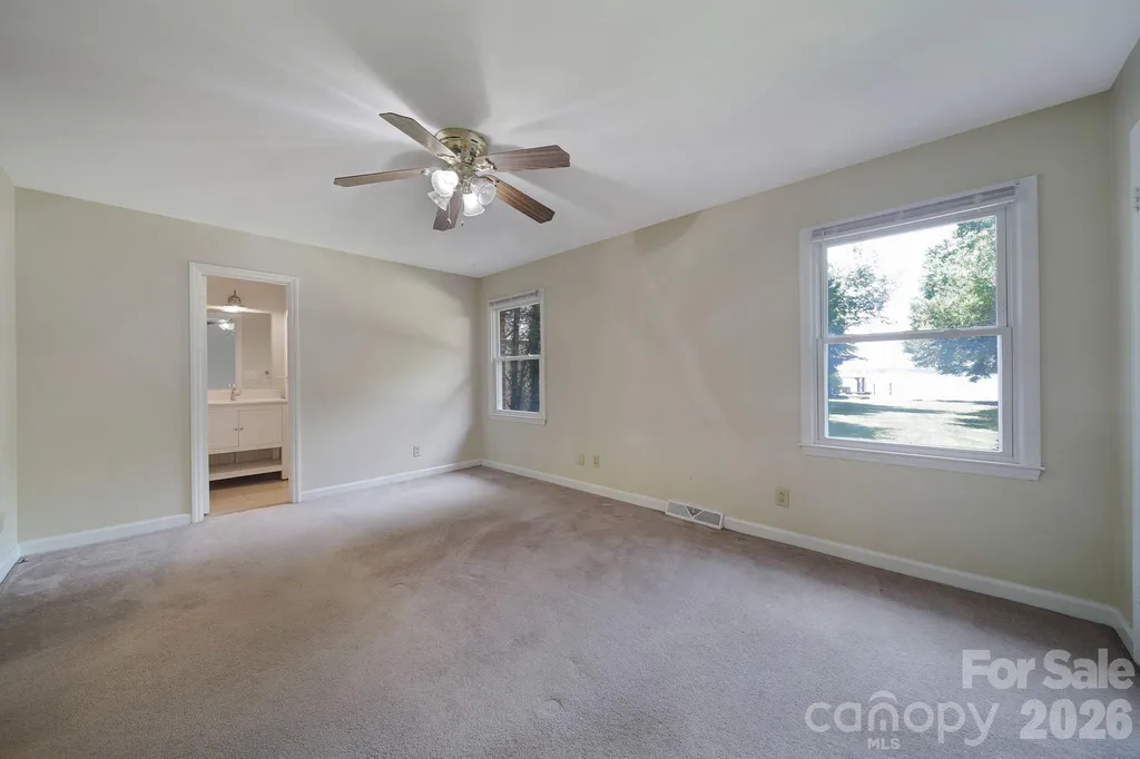 704 Isle Of Pines Road Mooresville NC 28117