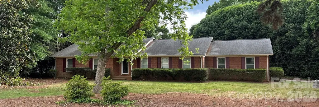 704 Isle Of Pines Road Mooresville NC 28117