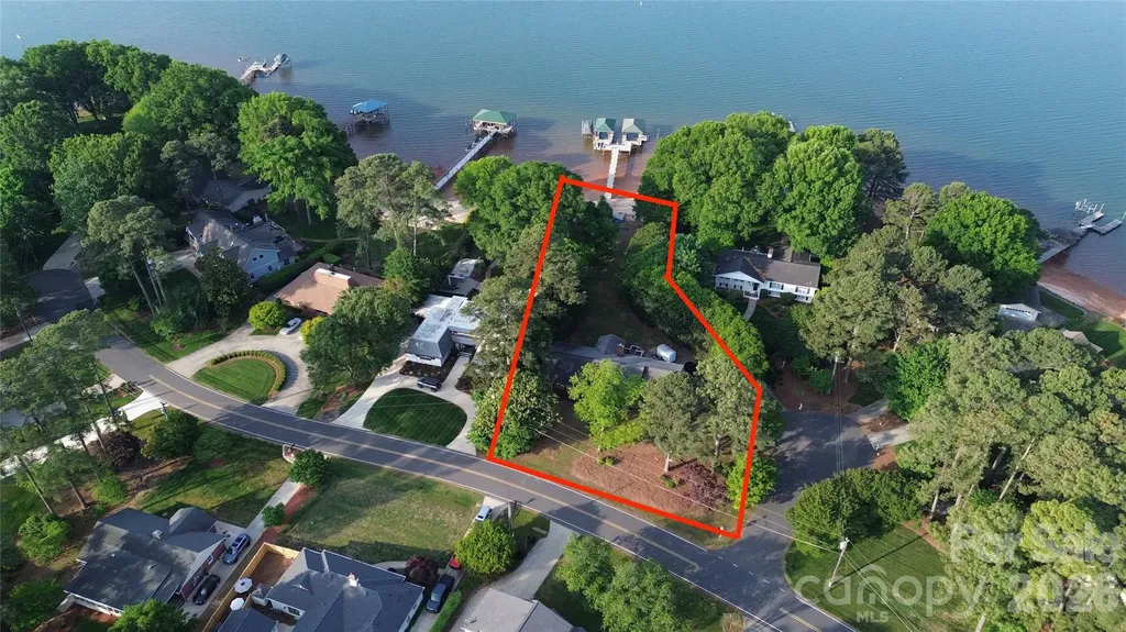 704 Isle Of Pines Road Mooresville NC 28117