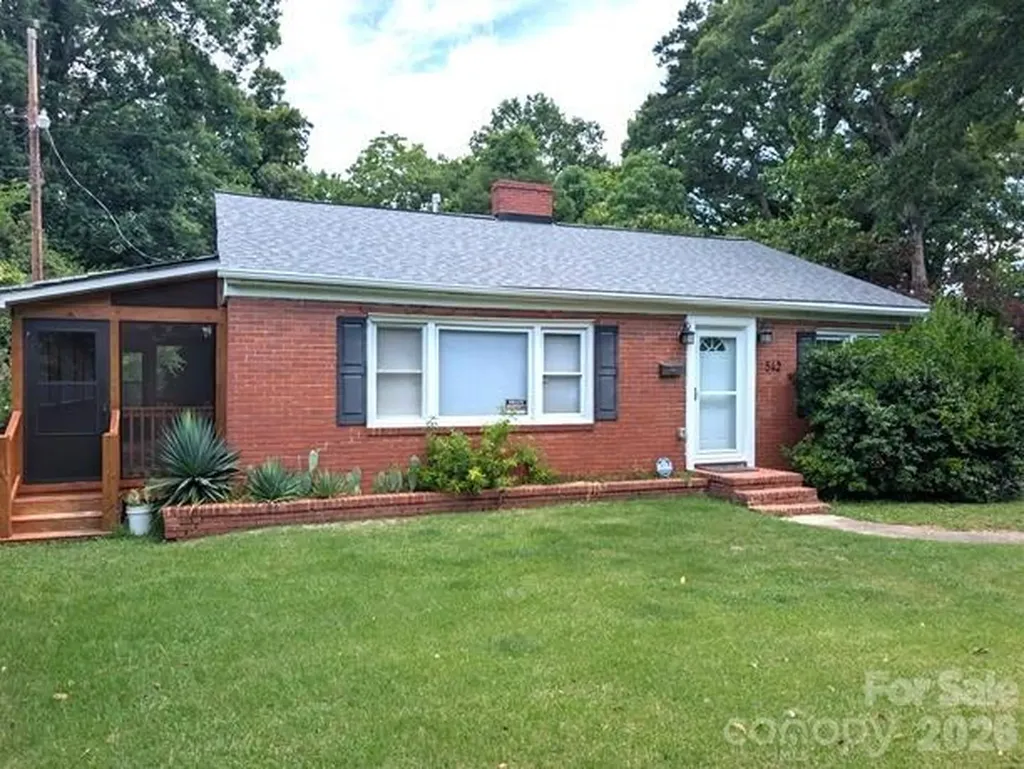 542 Stegall Street Charlotte NC 28217