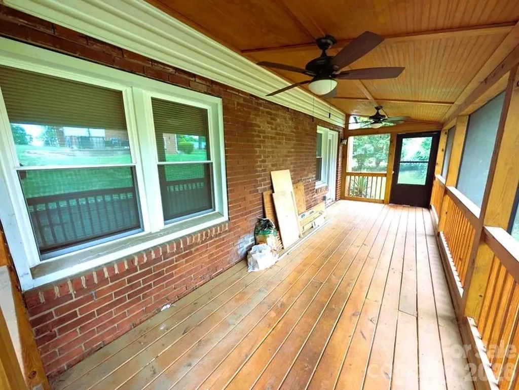 542 Stegall Street Charlotte NC 28217