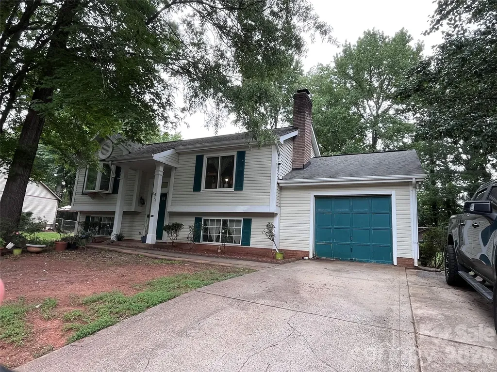 9108 Touchstone Lane Charlotte NC 28227