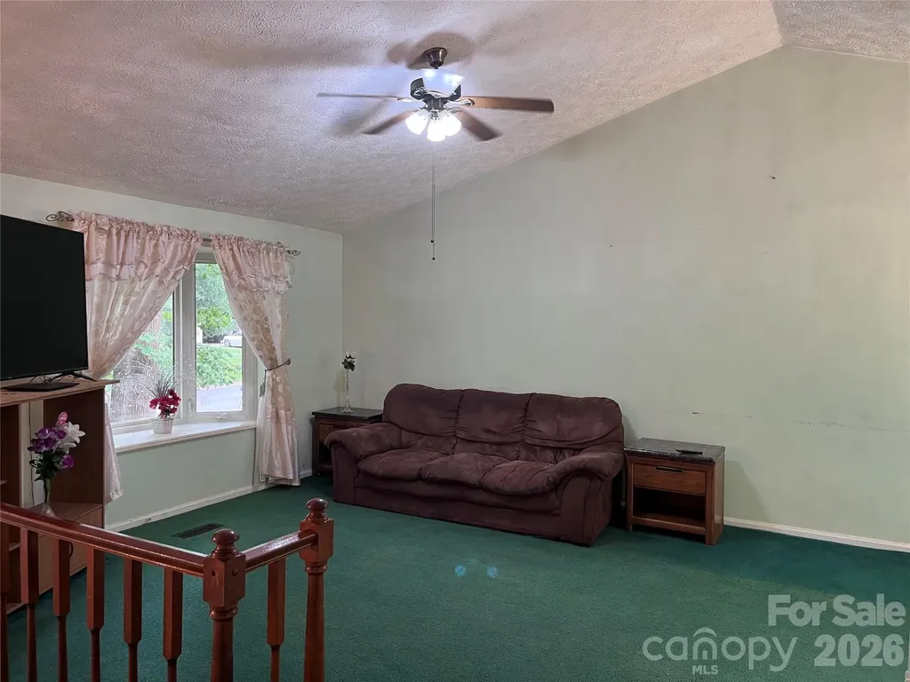 9108 Touchstone Lane Charlotte NC 28227